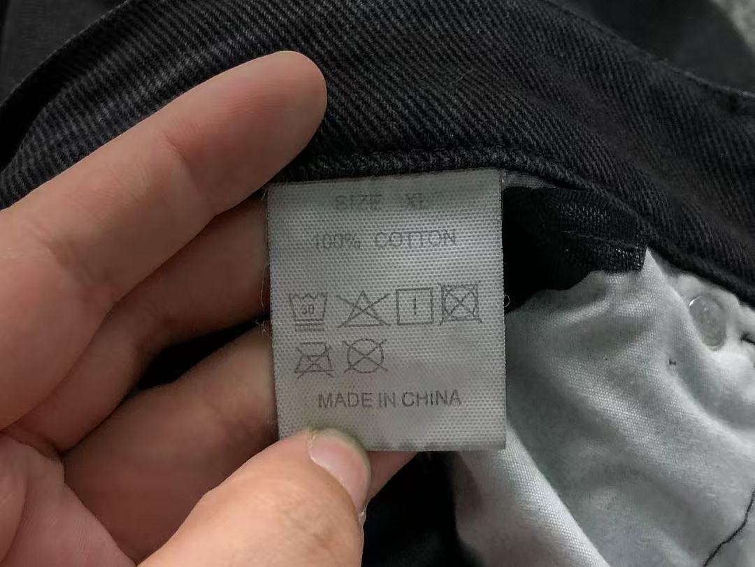 On Running 128 VLONE - Image 23