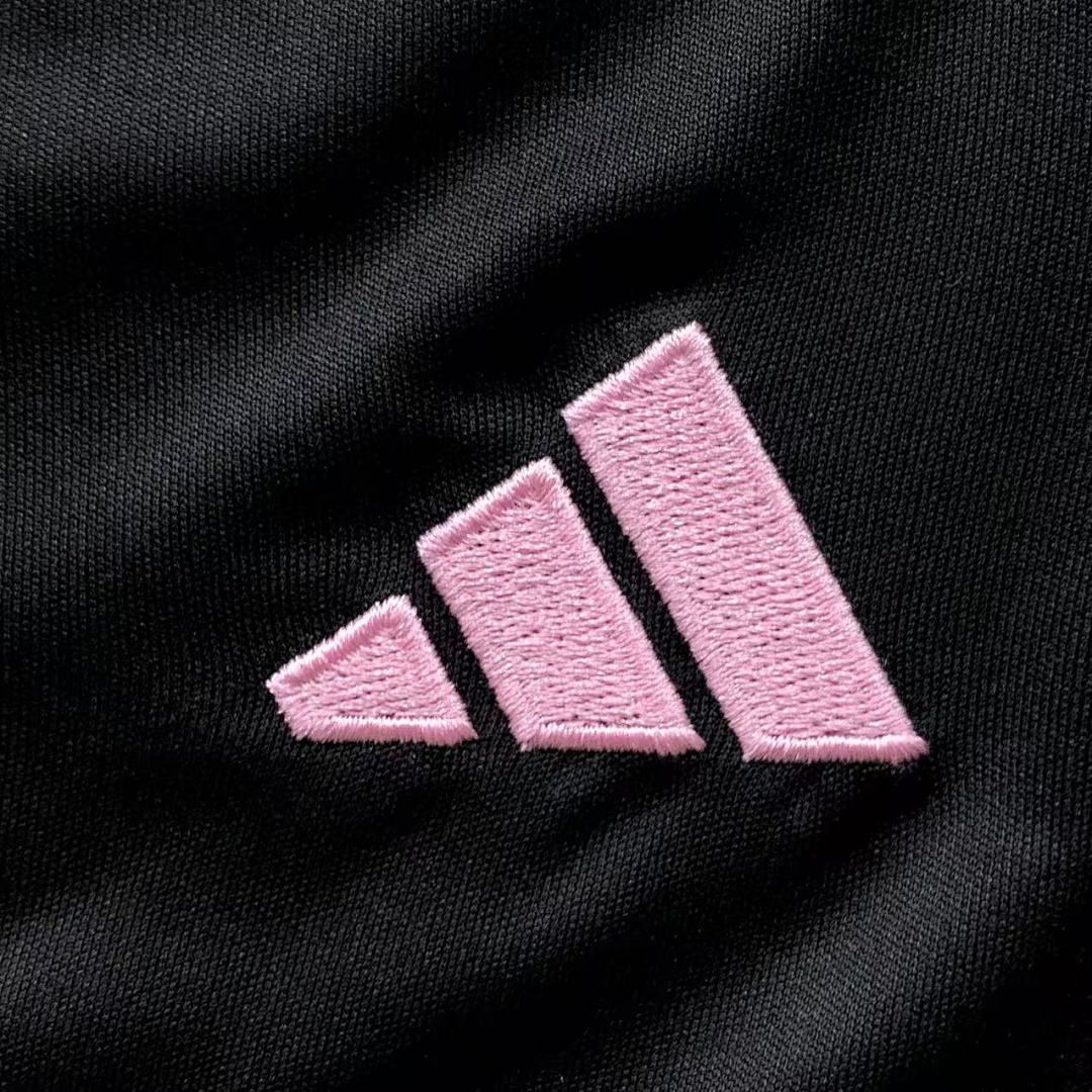 Chanel 75 FOOTBALL T-SHIRT SHORTS - Image 20