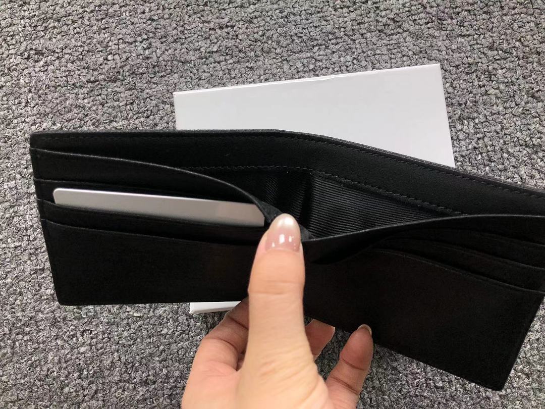On Running 135 MAISON MARGIELA BAG 3206182821 (Long 11CM** High 9CM) - Image 11