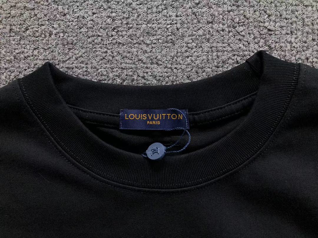 Louis Vuitton 118 L⭐ T-SHIRT 124706104 (Im 170Cm 60Kg I Wear Size S In The Phot) - Image 20