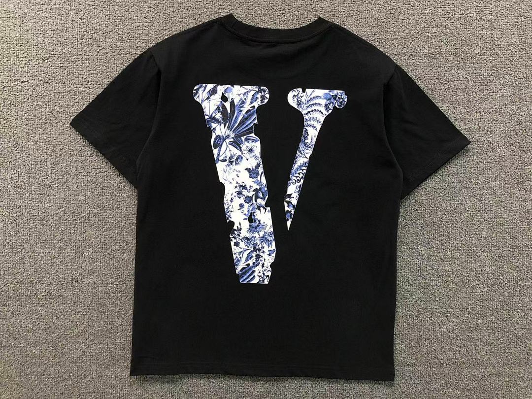 On Running 68 VLONE T-SHIRT 56120791 (Im 170Cm 60Kg I Wear Size S In The Phot) - Image 10