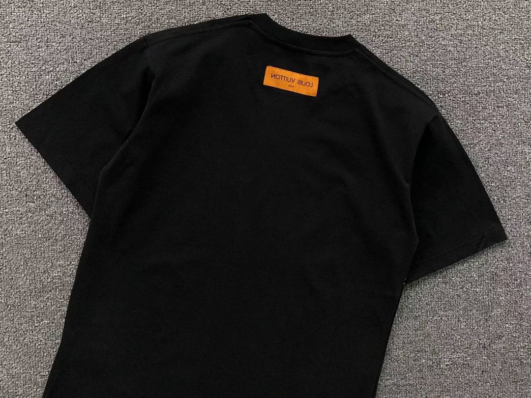 Louis Vuitton 115 L⭐ T-SHIRT 3103230920 (Im 170Cm 60Kg I Wear Size S In The Phot) - Image 17