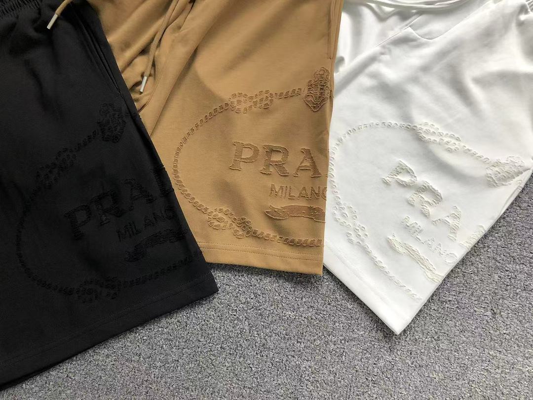 Prada SHORTS P⭐A⭐A T-SHIRT - Image 43