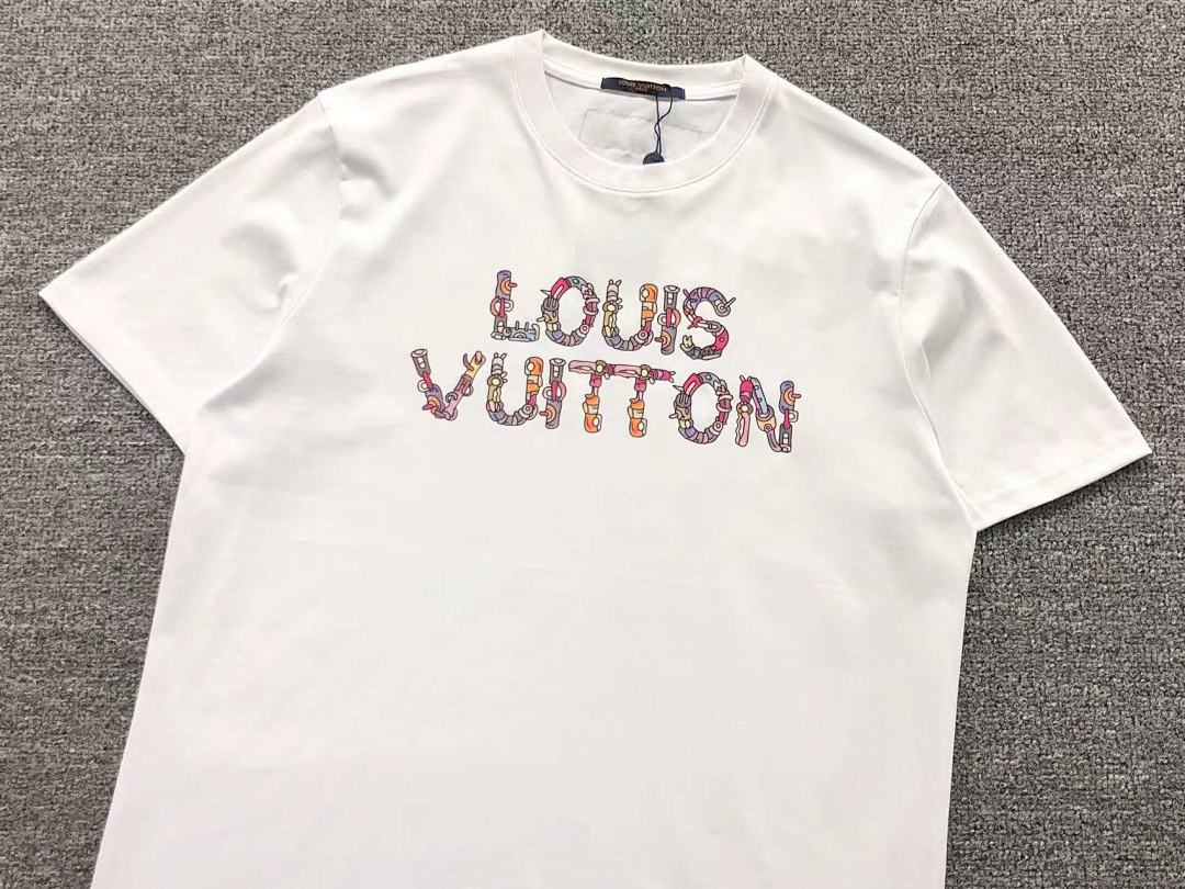 Louis Vuitton 128 L⭐ T-SHIRT 312120101 (Im 170Cm 57Kg I Wear Size XL In The Phot) - Image 11