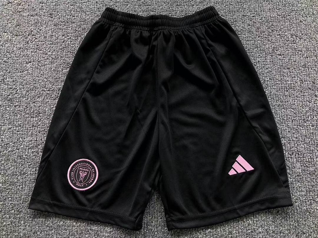 Chanel 75 FOOTBALL T-SHIRT SHORTS - Image 18