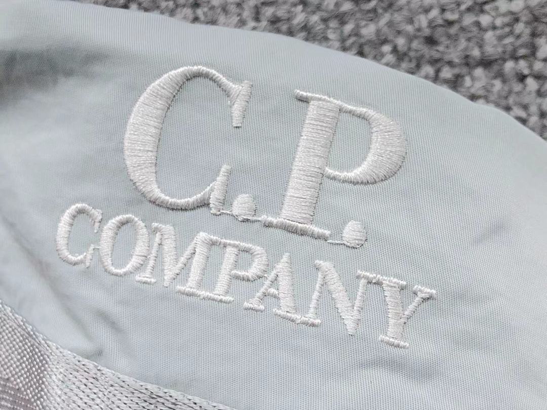C.P. Company 135 CP BAG 3103161429 (Long 23CM* Wide 8CM*20CM) - Image 9