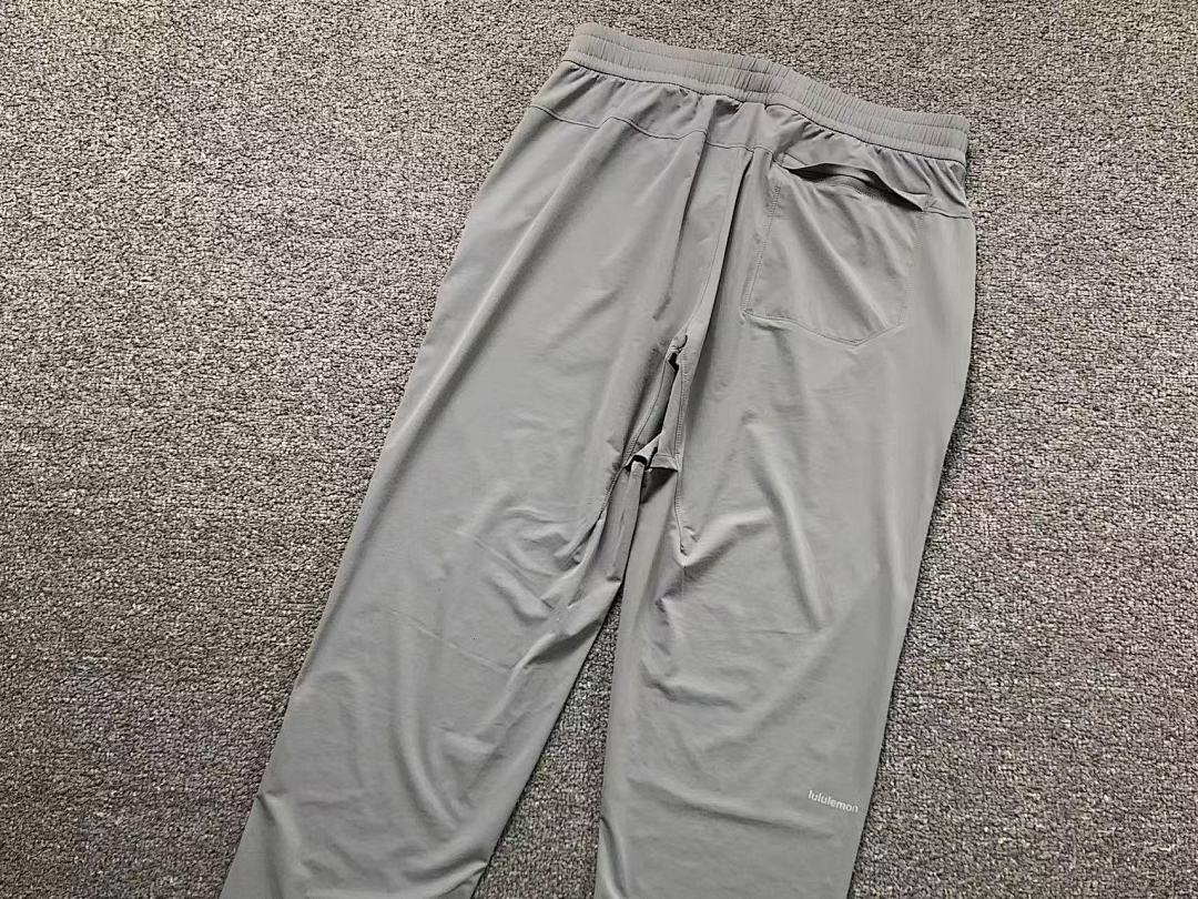 On Running 168 LULULEMON TROUSERS 2204010404 (Im 170Cm 60Kg I Wear Size XL In The Phot) - Image 11