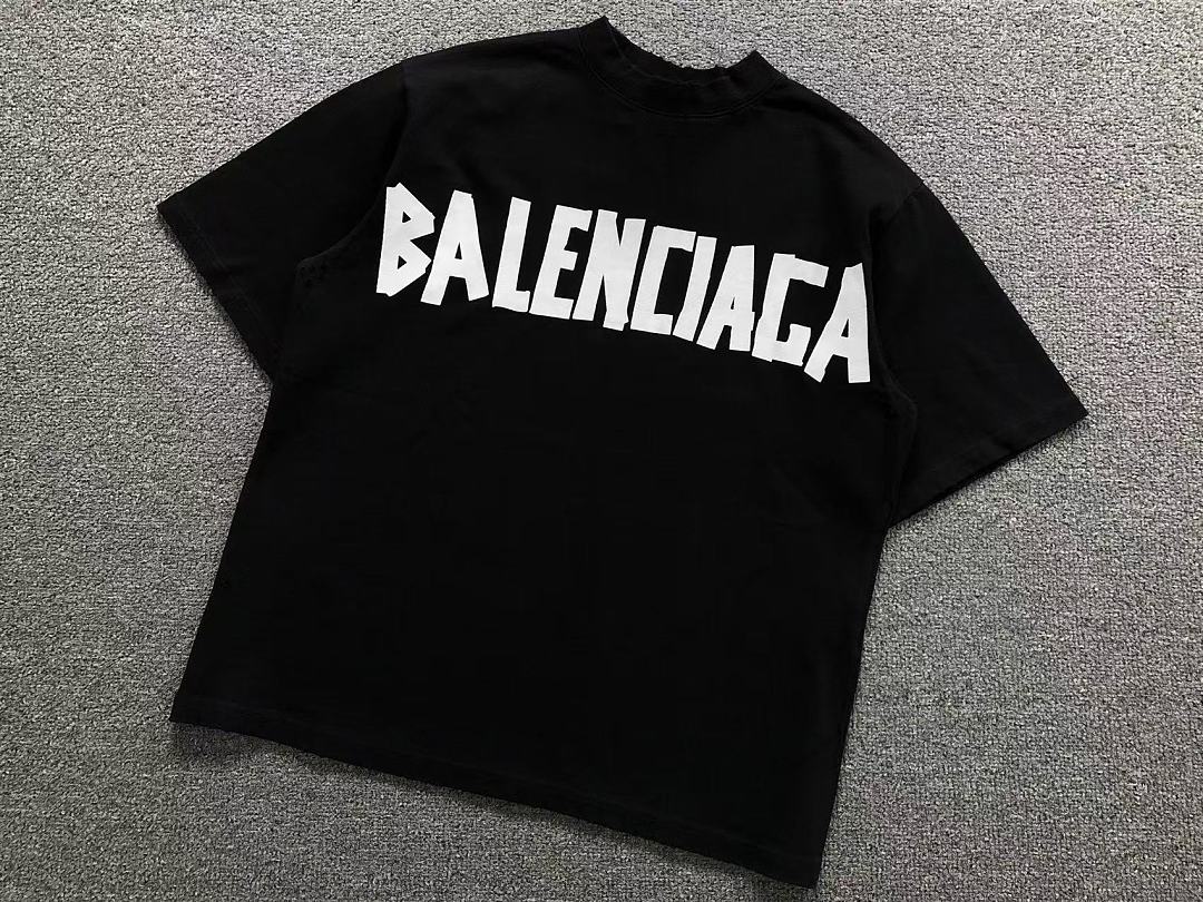 Balenciaga 135 B⭐L⭐⭐⭐IA⭐A T-SHIRT 42042601163 (Im 170Cm 60Kg I Wear Size XS In The Phot) - Image 9