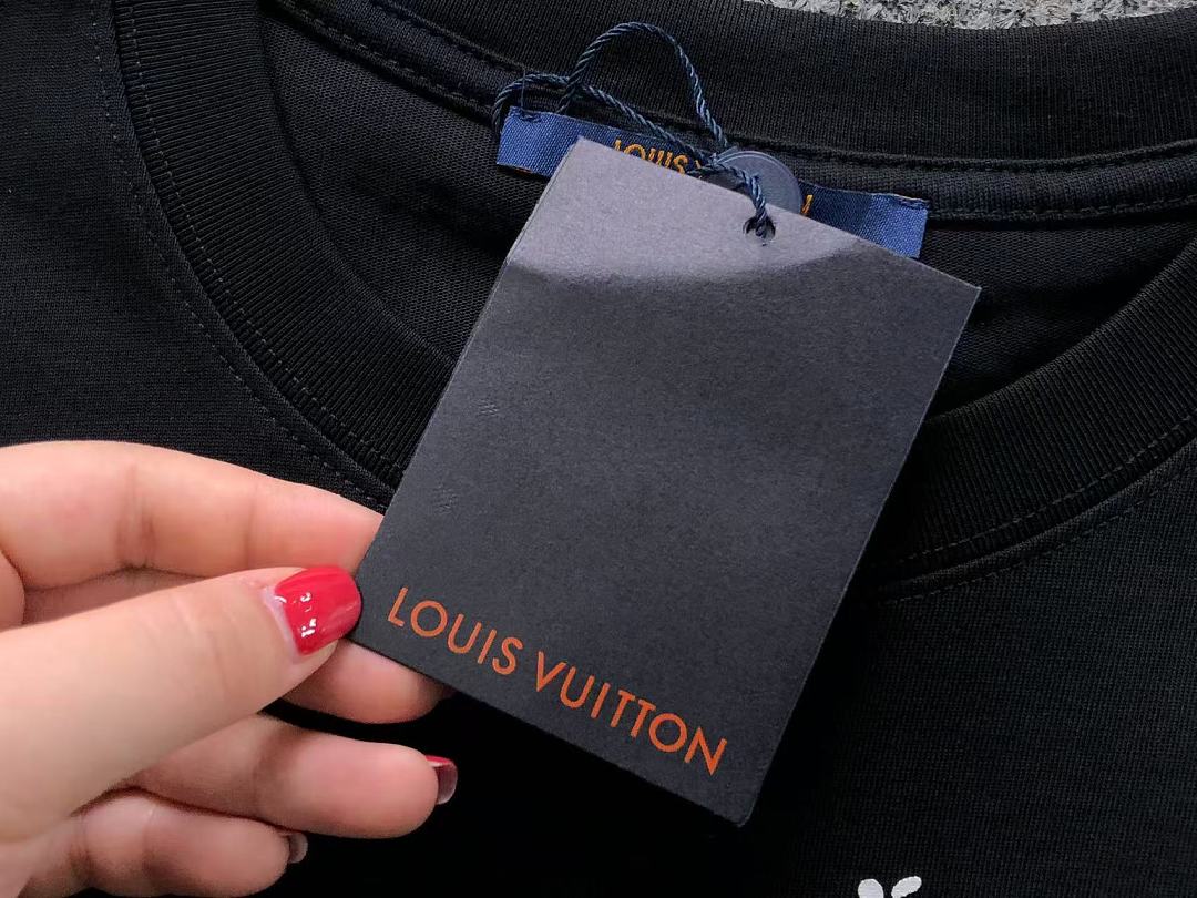 Louis Vuitton 118 L⭐ T-SHIRT 3206081021 (Im 170Cm 60Kg I Wear Size M In The Phot) - Image 19
