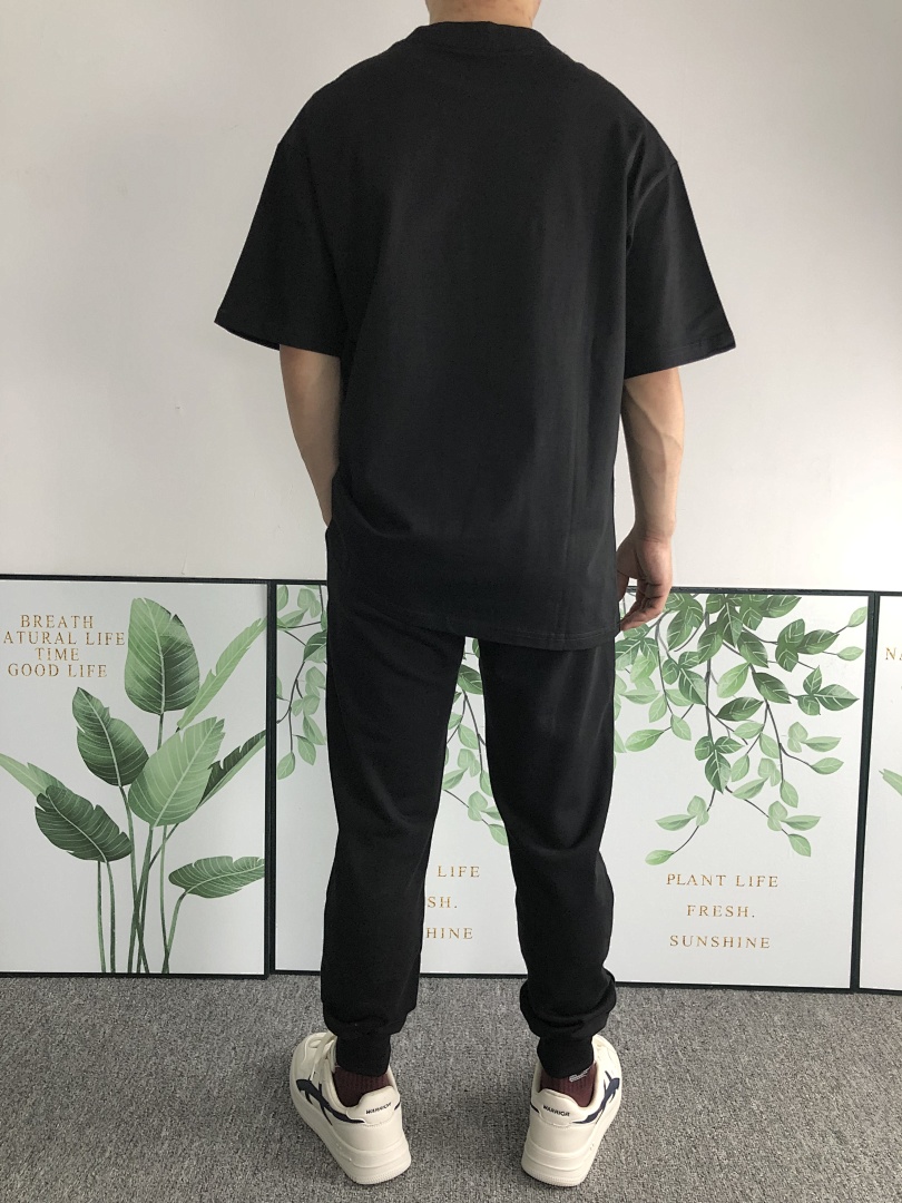 Balenciaga 118 B⭐L⭐⭐⭐IA⭐A T-SHIRT 311092521 (Im 170Cm 57Kg I Wear Size M In The Phot) - Image 3