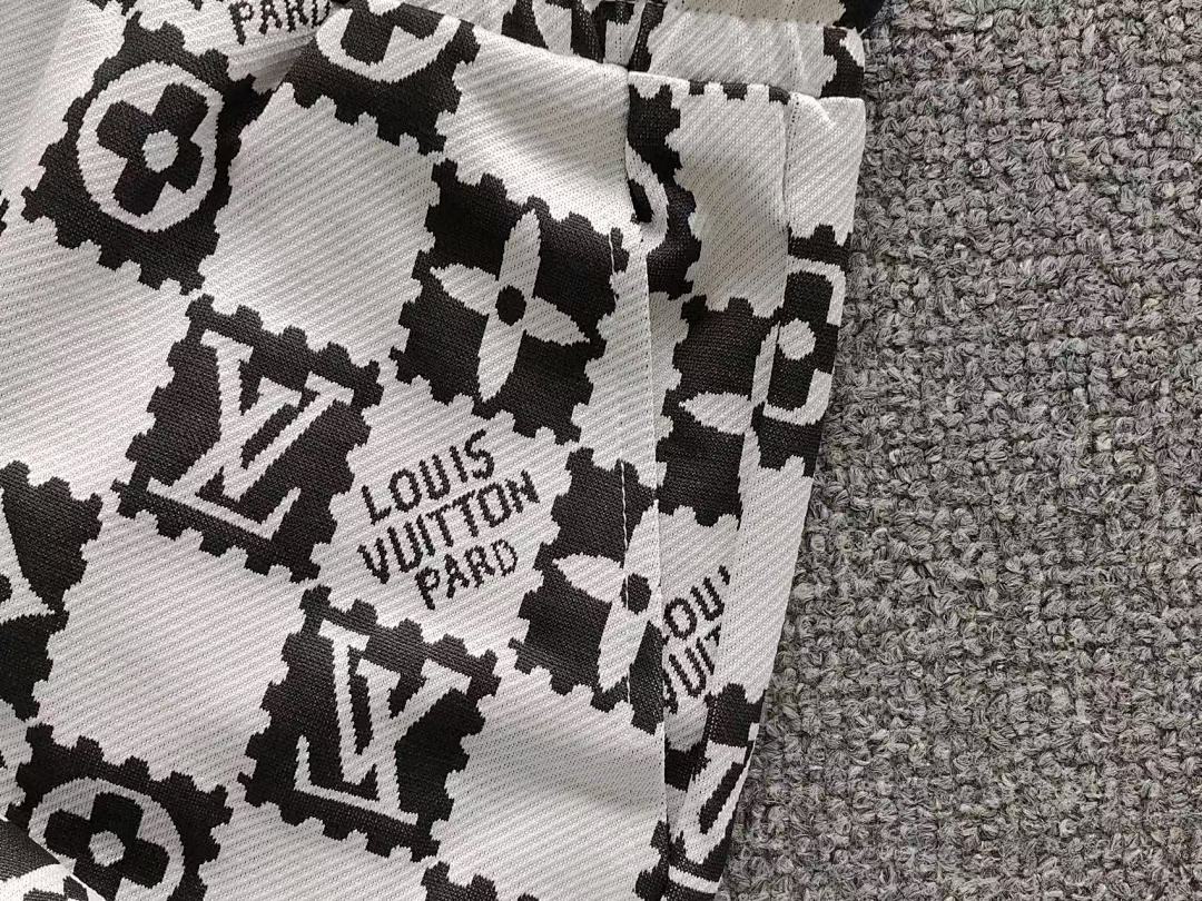 Louis Vuitton 108 L⭐ SHORTS 3105162320 (Im 170Cm 60Kg I Wear Size M In The Phot) - Image 15