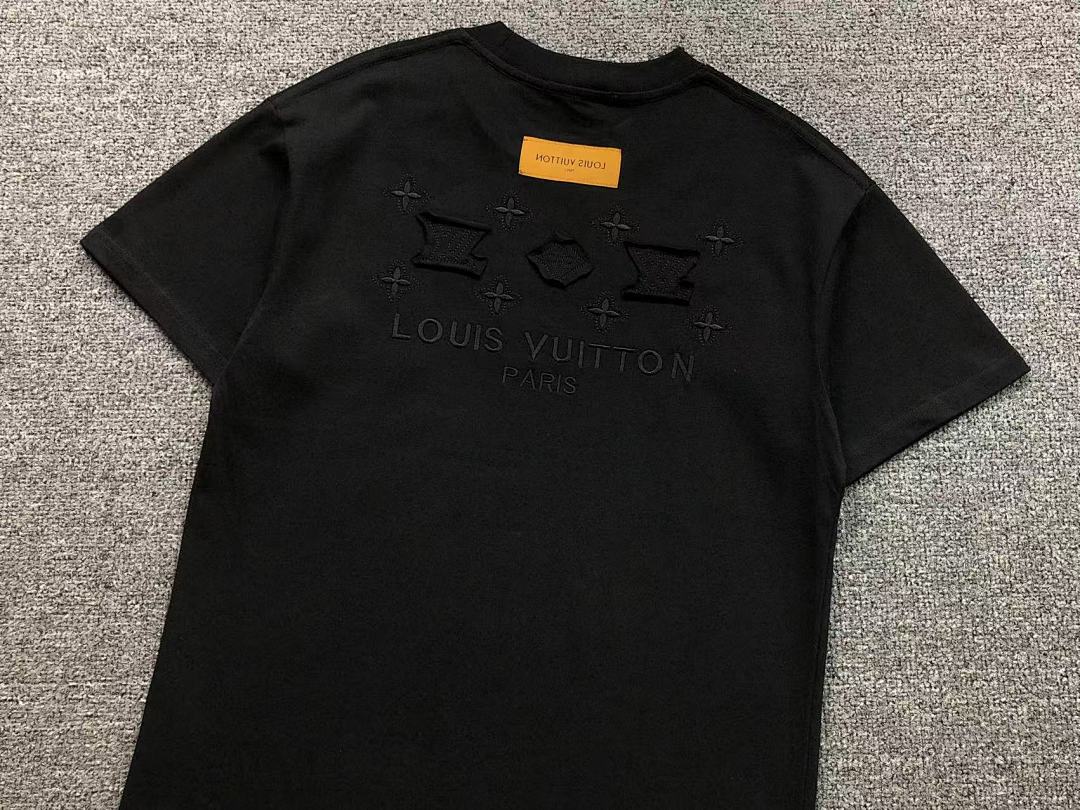 Louis Vuitton 168 L⭐ T-SHIRT 22032007001 (Im 170Cm 60Kg I Wear Size S In The Phot) - Image 12