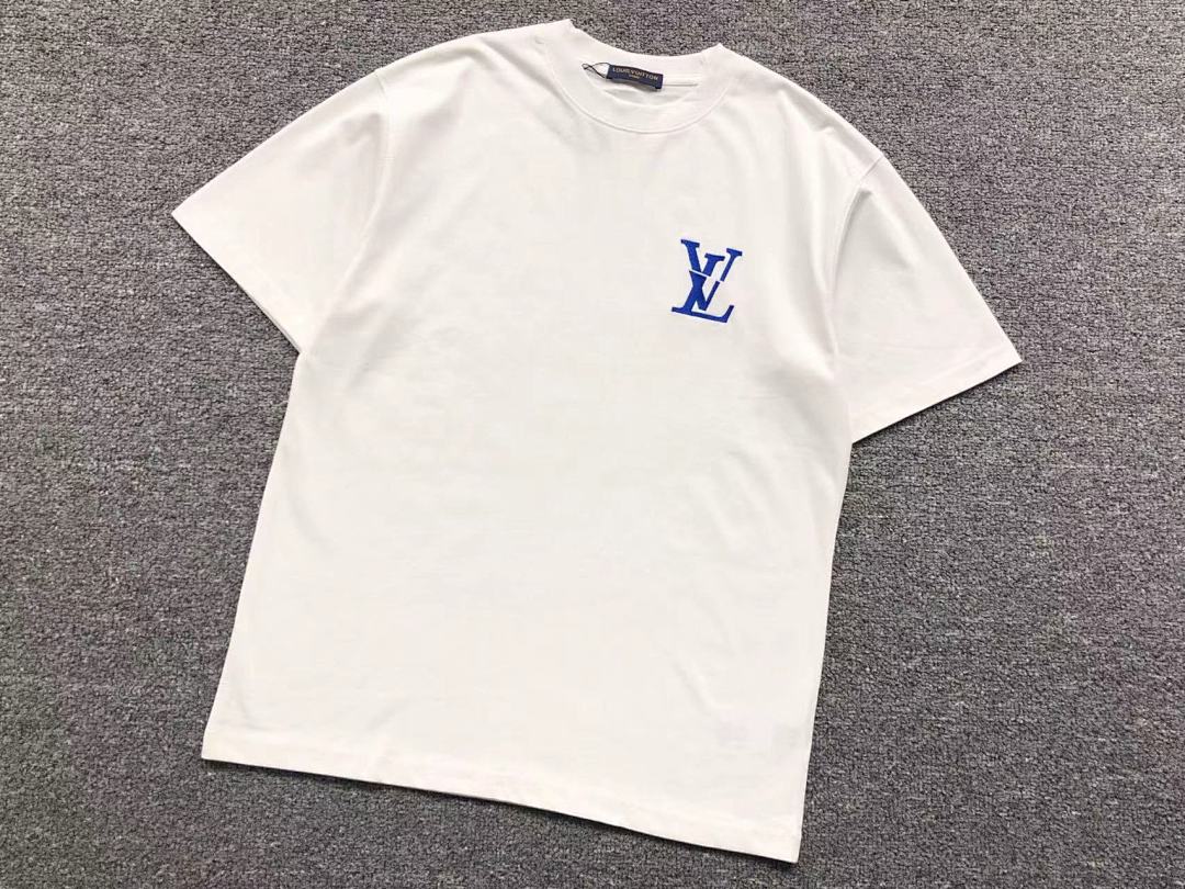 Louis Vuitton 108 L⭐ T-SHIRT 41072401133 (Im 170Cm 60Kg I Wear Size M In The Phot) - Image 7