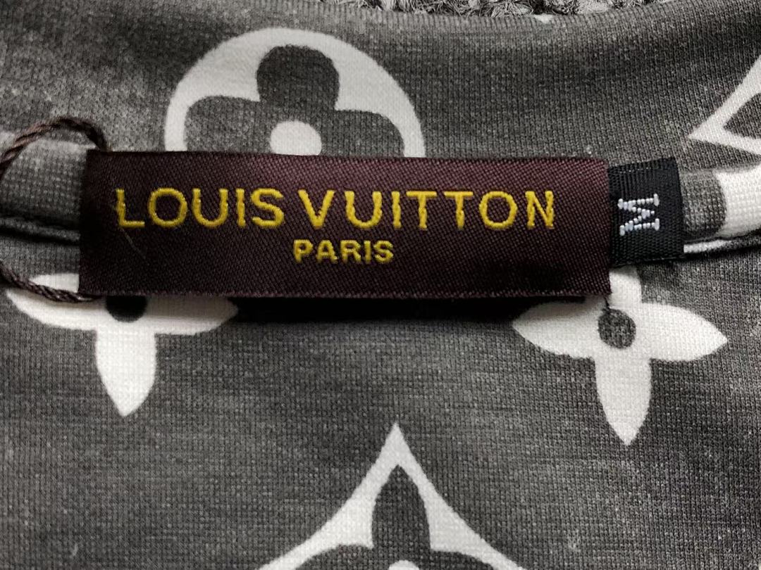 Louis Vuitton 138 L⭐ SHORTS T-SHIRT - Image 35