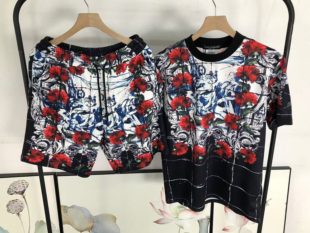 Dolce & Gabbana SHORTS175 D⭐LC⭐ GA⭐⭐A⭐A T-SHIRT - Image 31