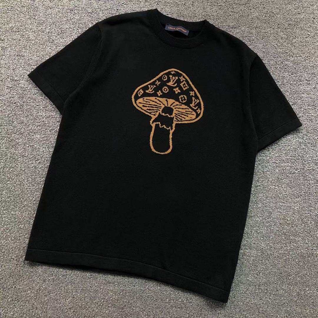 Louis Vuitton 178 L⭐ T-SHIRT 3201160621 (Im 170Cm 60Kg I Wear Size M In The Phot)
