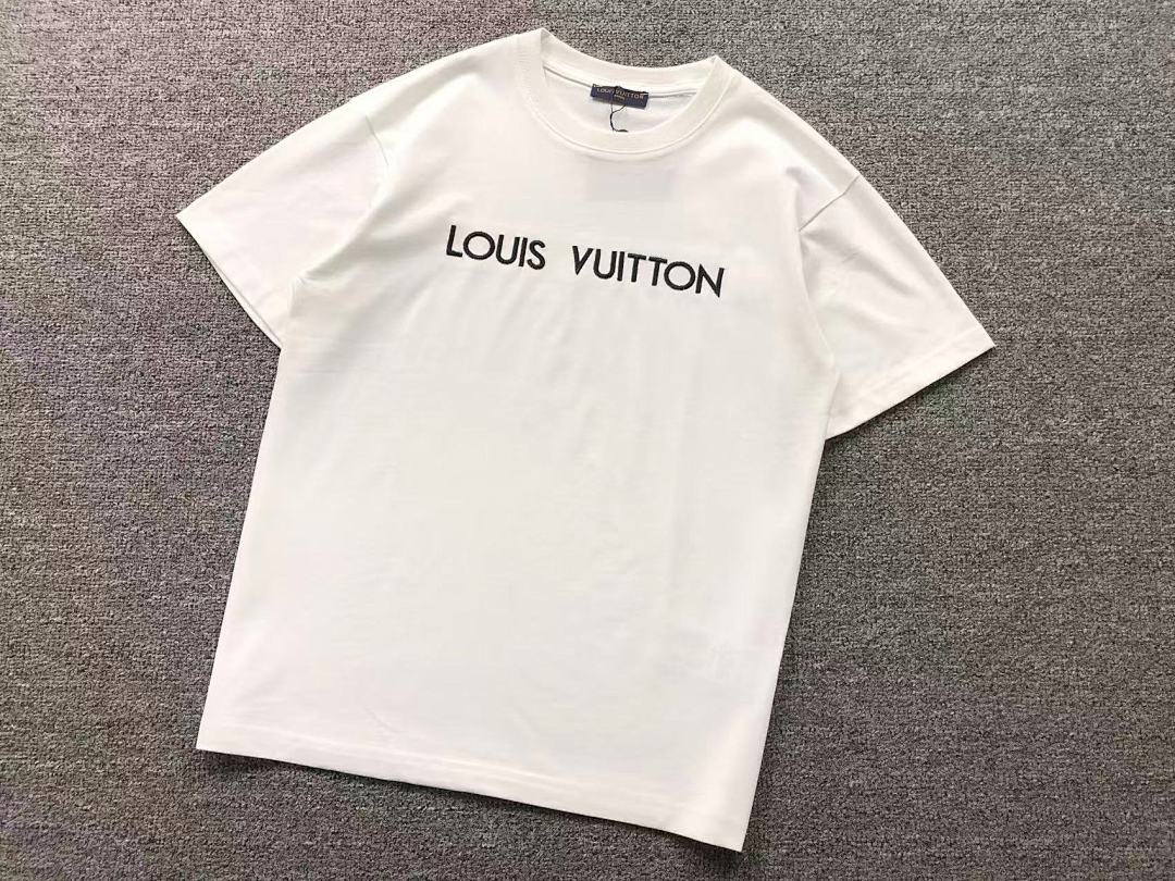Louis Vuitton 118 L⭐ T-SHIRT 3112031921 (Im 170Cm 60Kg I Wear Size M In The Phot) - Image 10