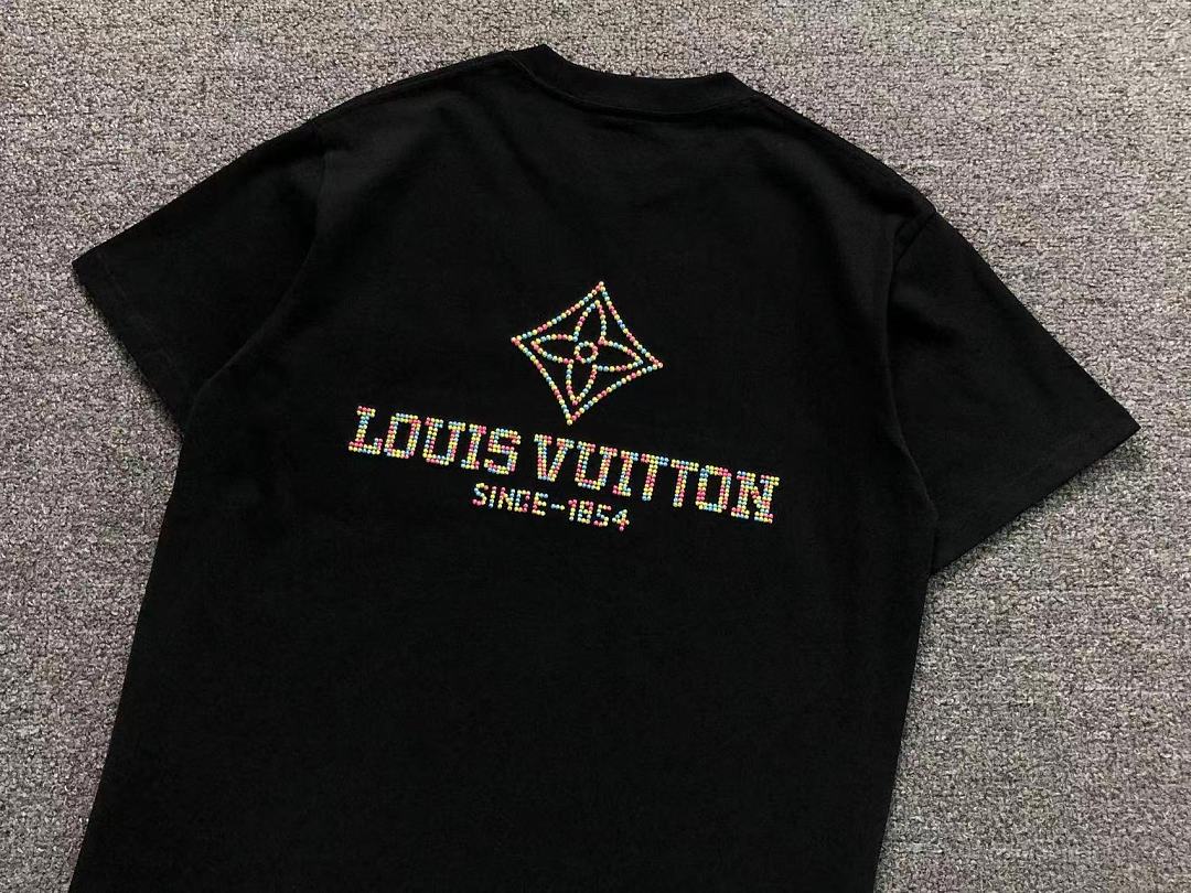 Louis Vuitton 125 L⭐ T-SHIRT 2208033815 (Im 170Cm 60Kg I Wear Size S In The Phot) - Image 15