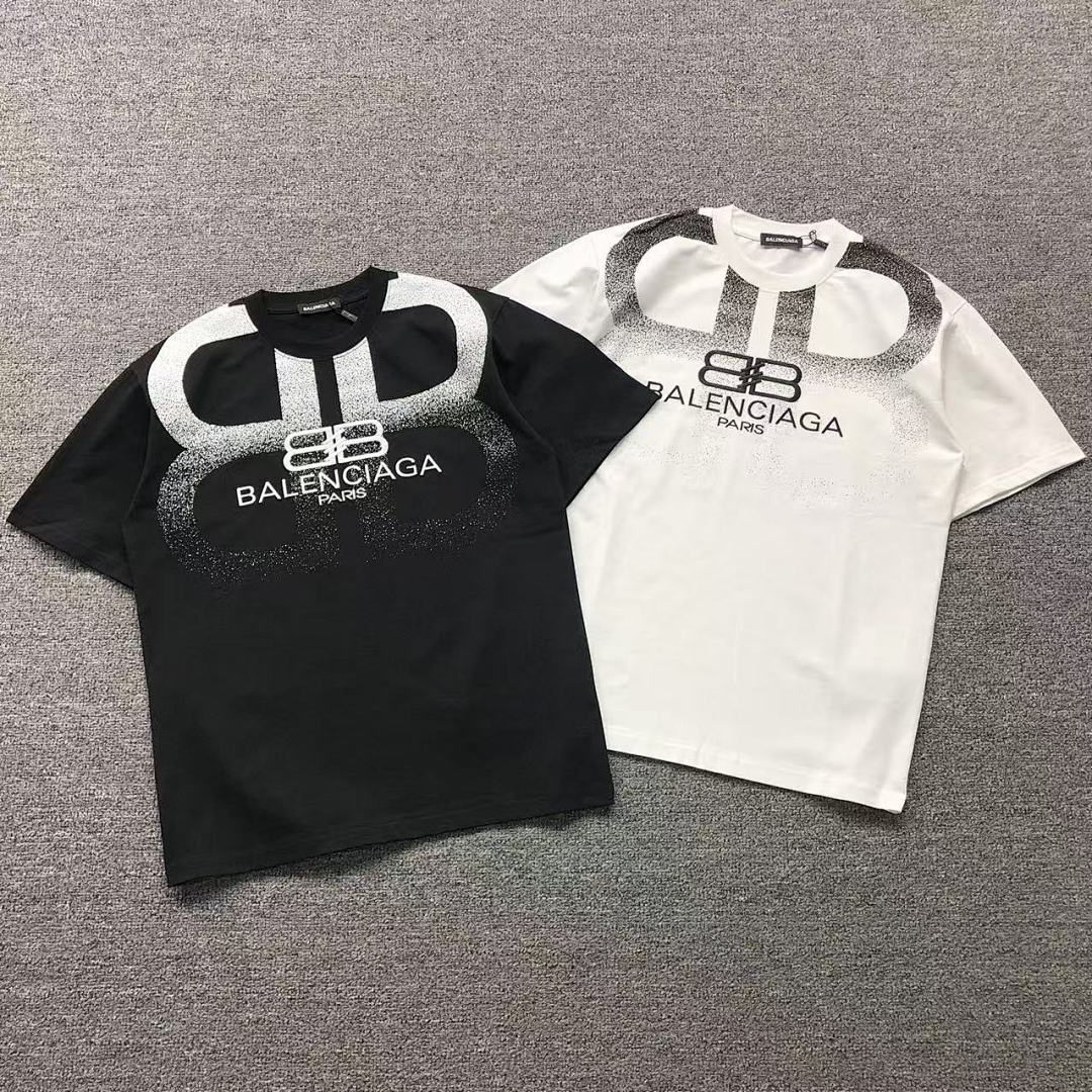 Balenciaga 115 B⭐L⭐⭐⭐IA⭐A T-SHIRT 3103233920 (Im 170Cm 60Kg I Wear Size S In The Phot), photo 1