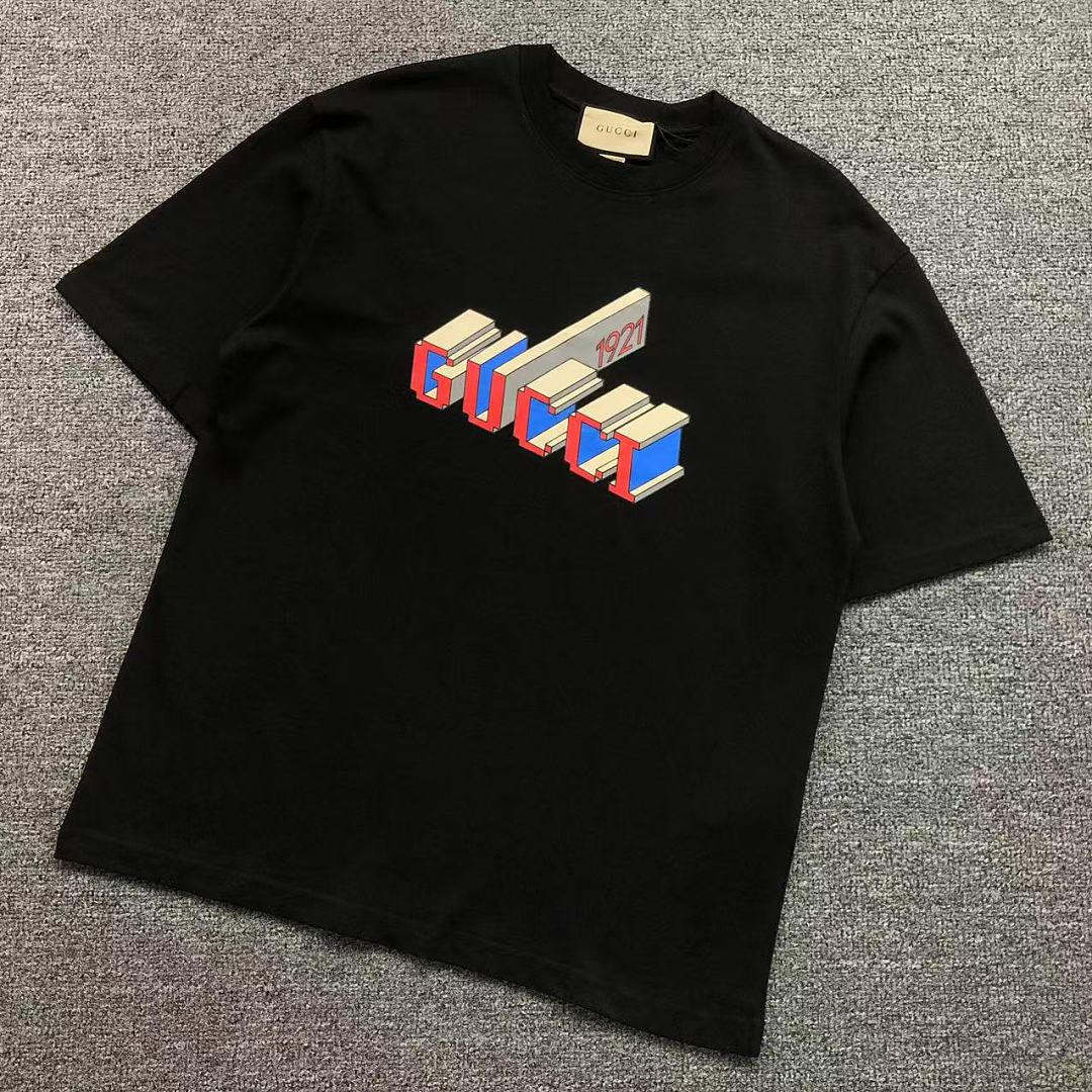 Gucci 135 G⭐C⭐I T-SHIRT 22050731125 (Im 170Cm 60Kg I Wear Size S In The Phot)