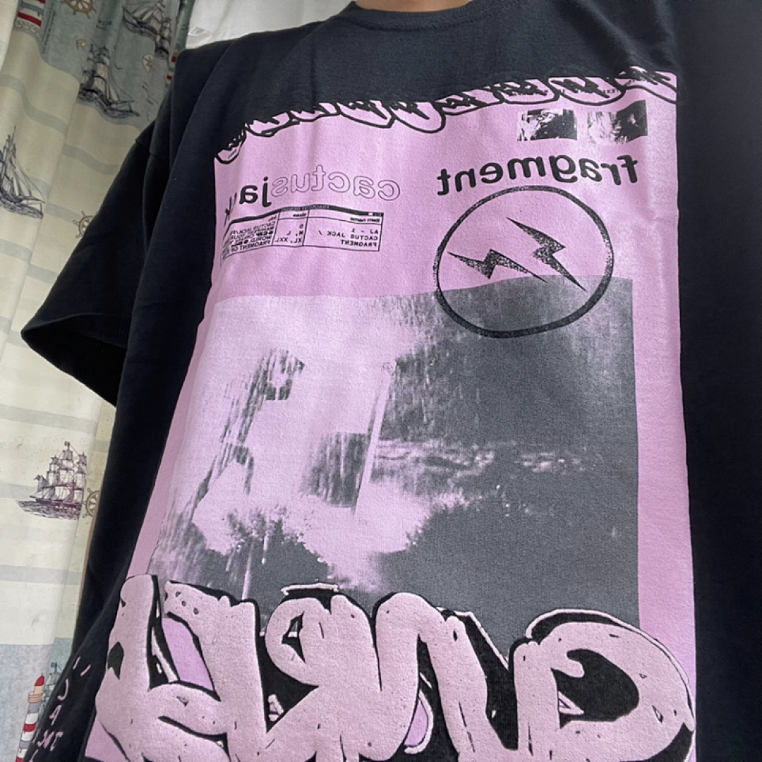 Travis Scott 85 TRAVIS SCOTT CACTUS JACK × FRAGMENT DESIGN T-SHIRT - Image 18