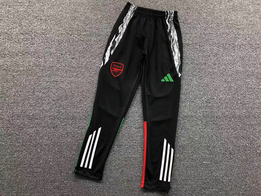 Chanel 135 FOOTBALL LONG SLEEVED TROUSERS - Image 23