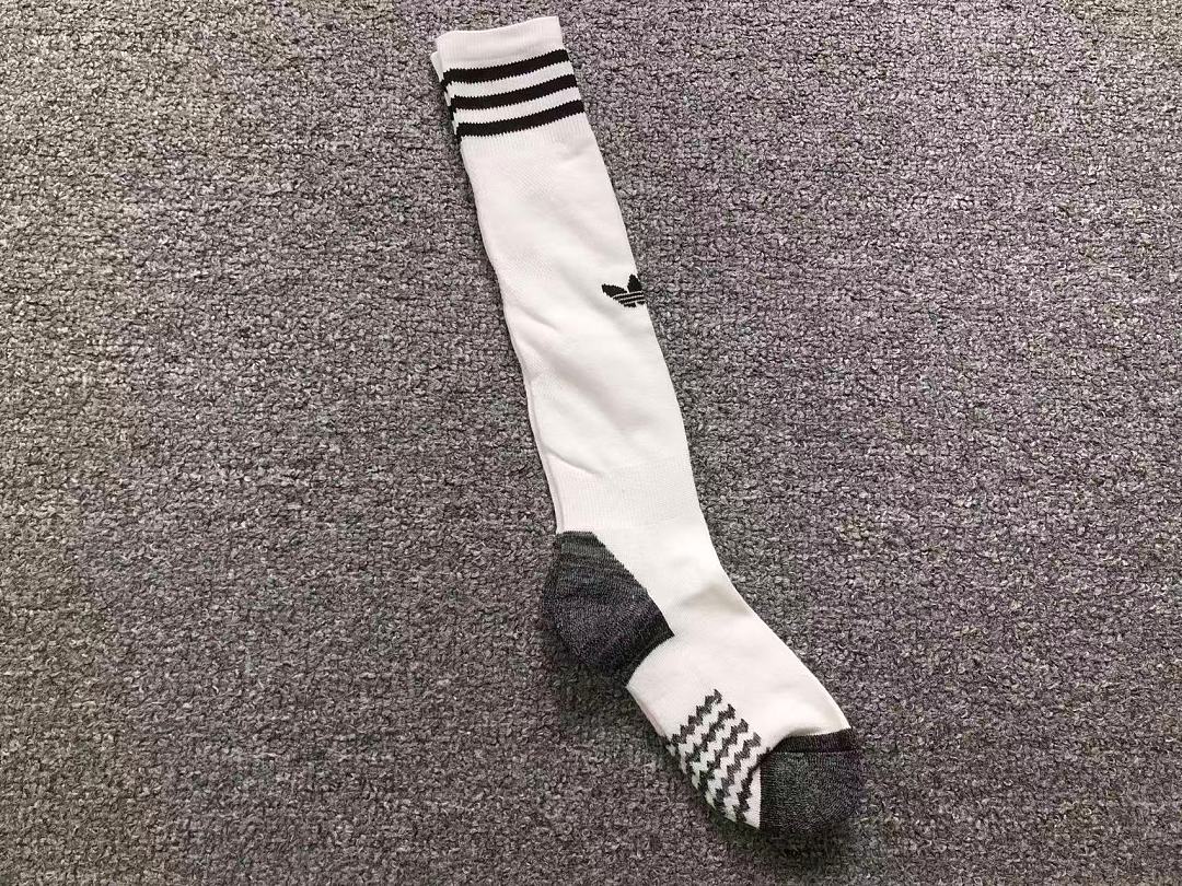 Chanel 39 FOOTBALL SOCKS - Image 4