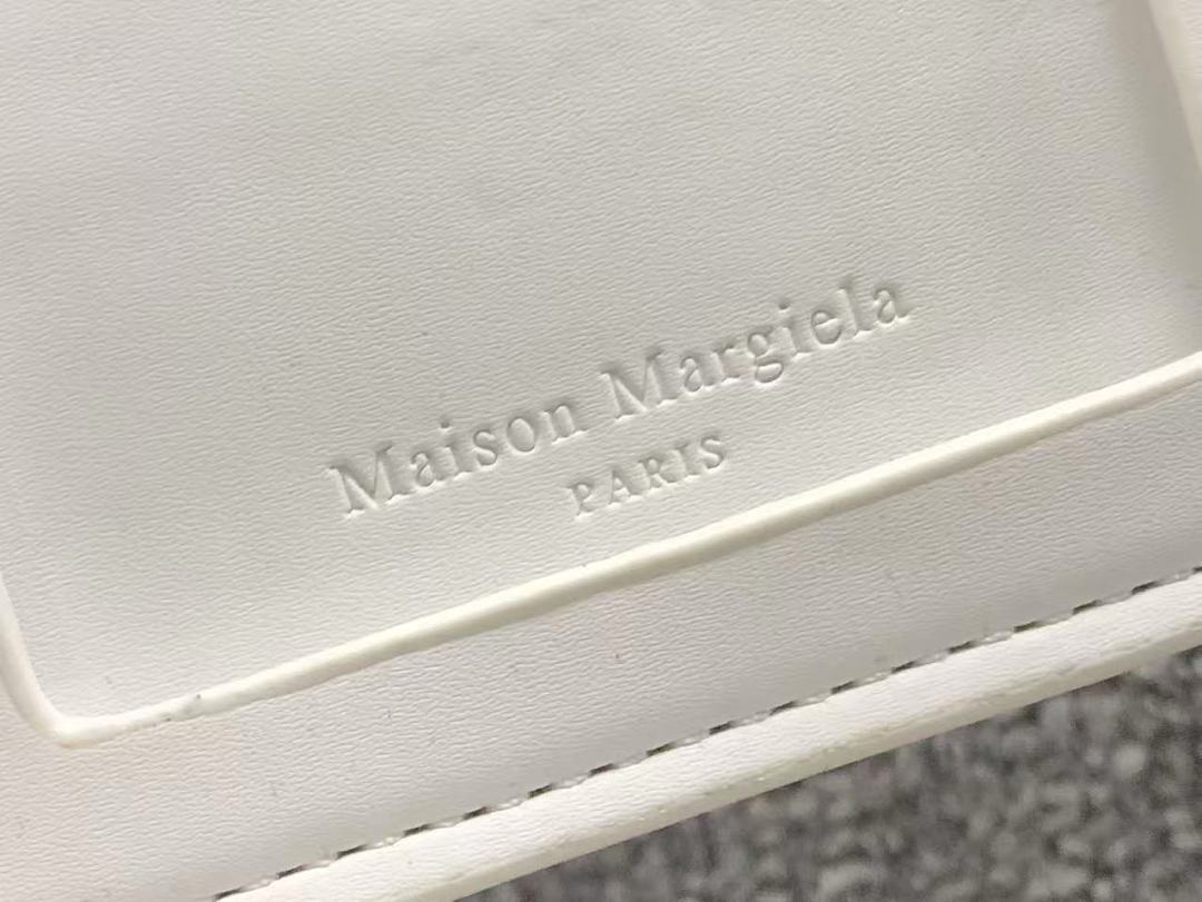 On Running 258 MAISON MARGIELA BAG 3205251321 (Long 32CM* Wide 11CM* High 28CM) - Image 34
