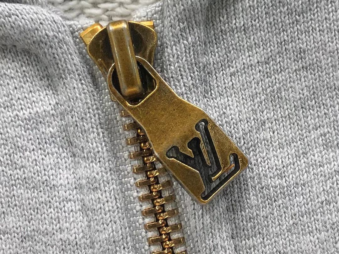 Louis Vuitton 258 L⭐ HOODIE 3208191121 (Im 170Cm 60Kg I Wear Size M In The Phot) - Image 13