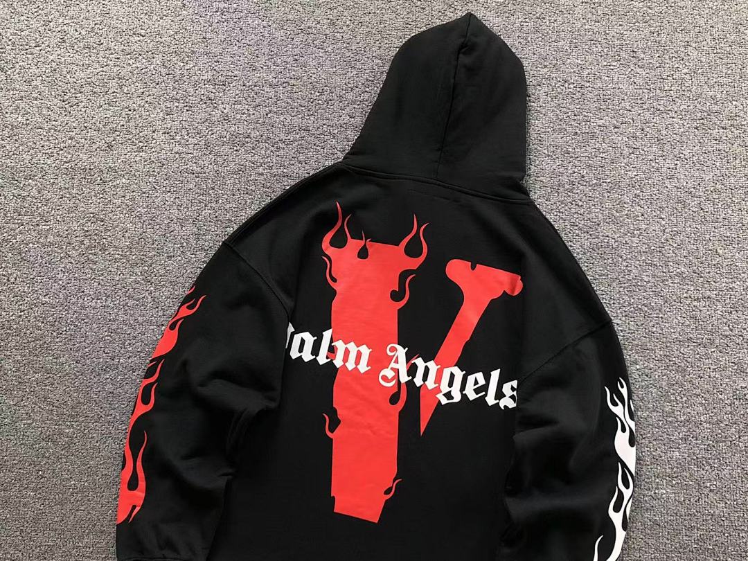On Running 118 VLONE HOODIE 510112091 (Im 170Cm 60Kg I Wear Size M In The Phot) - Image 7