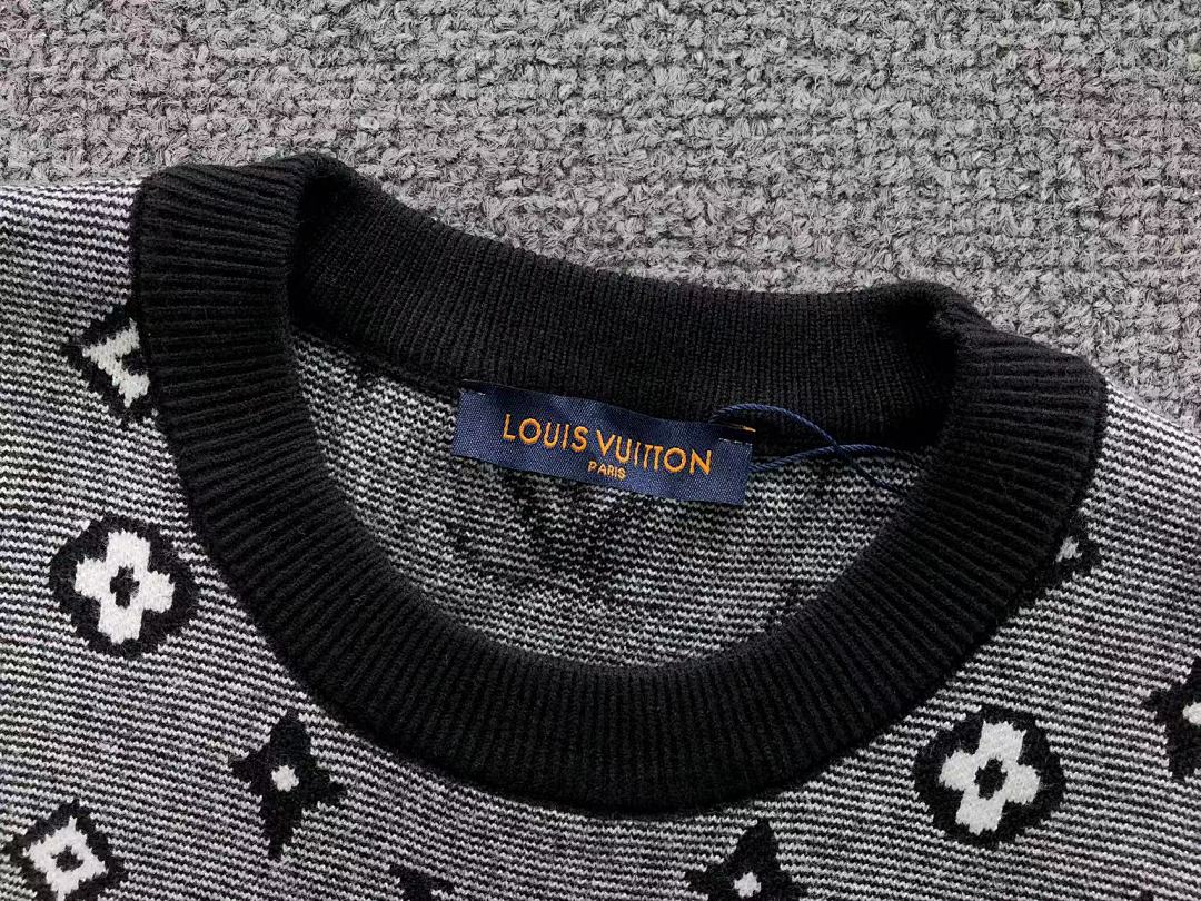 Louis Vuitton 208 L⭐ SWEATER 3108133321 (Im 170Cm 60Kg I Wear Size XL In The Phot) - Image 11