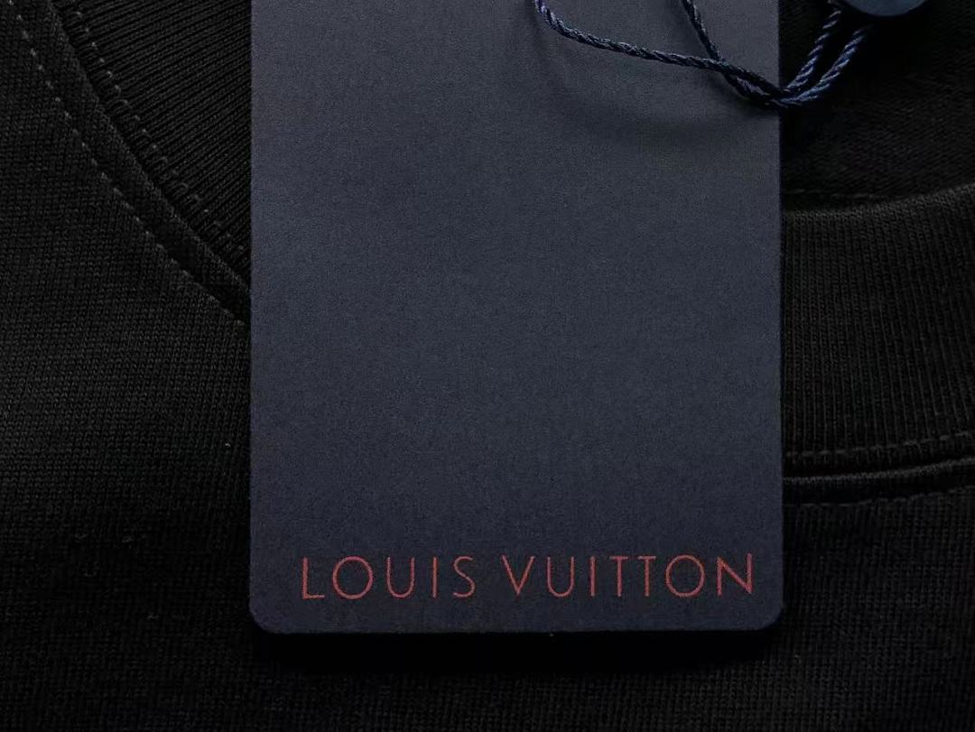 Louis Vuitton 98 L⭐ T-SHIRT 524242619 (Im 170Cm 60Kg I Wear Size M In The Phot) - Image 23