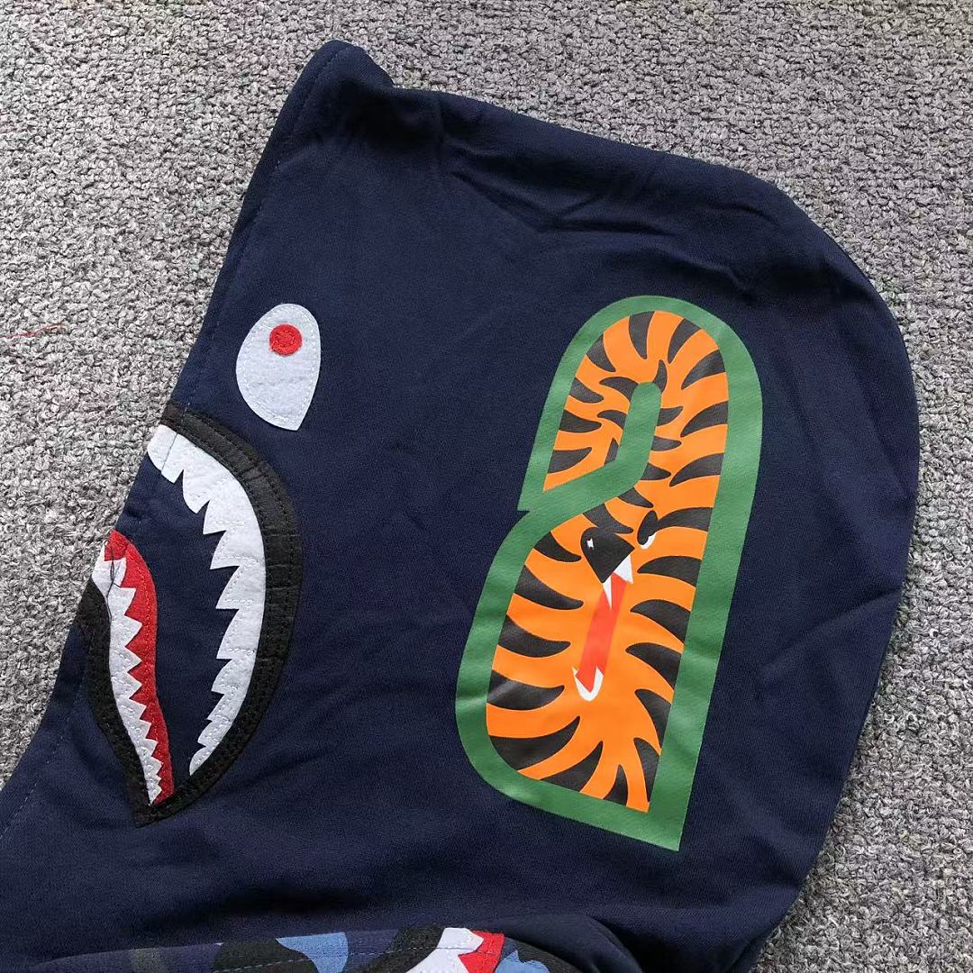 Bape 175 BAPE HOODIE 52070716158 (Im 170Cm 60Kg I Wear Size M In The Phot) - Image 18