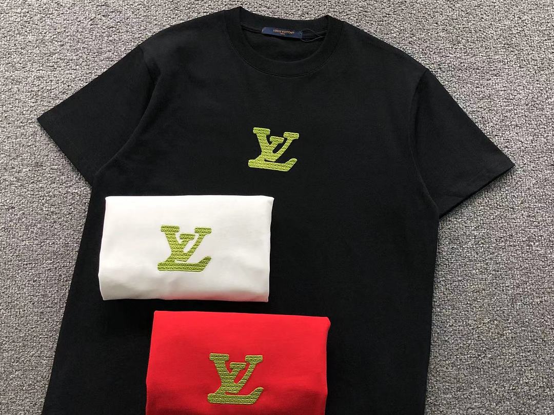 Louis Vuitton 125 L⭐ T-SHIRT 2208022015 (Im 170Cm 60Kg I Wear Size S In The Phot) - Image 16