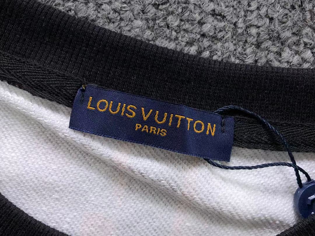 Louis Vuitton 95 L⭐ HOODIE 1111140932 (Im 170Cm 60Kg I Wear Size L In The Phot) - Image 13