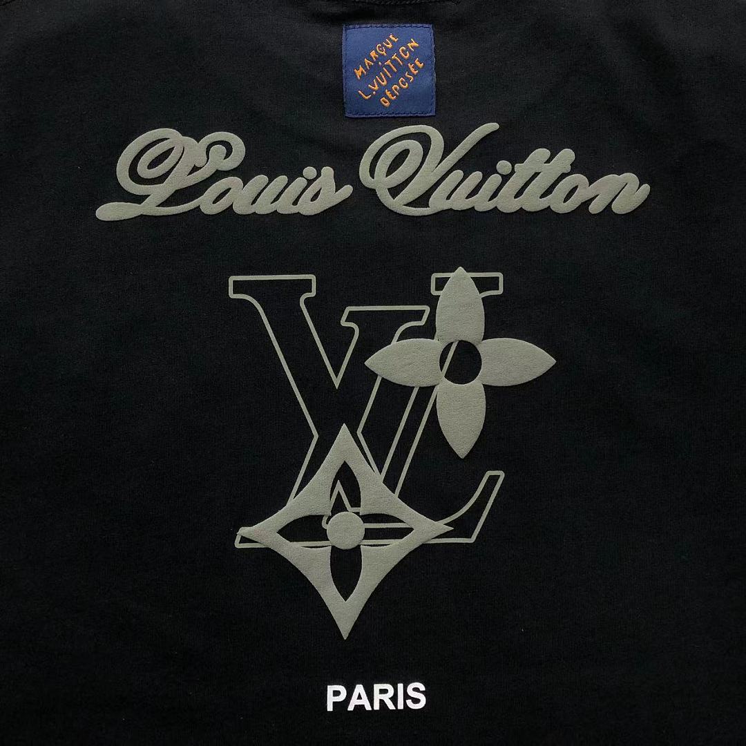 Louis Vuitton 98 L⭐ T-SHIRT 3204280403 (Im 170Cm 60Kg I Wear Size M In The Phot) - Image 13