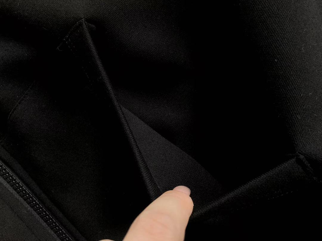 Lacoste TROUSERS128 LACOSTE HOODIE - Image 31
