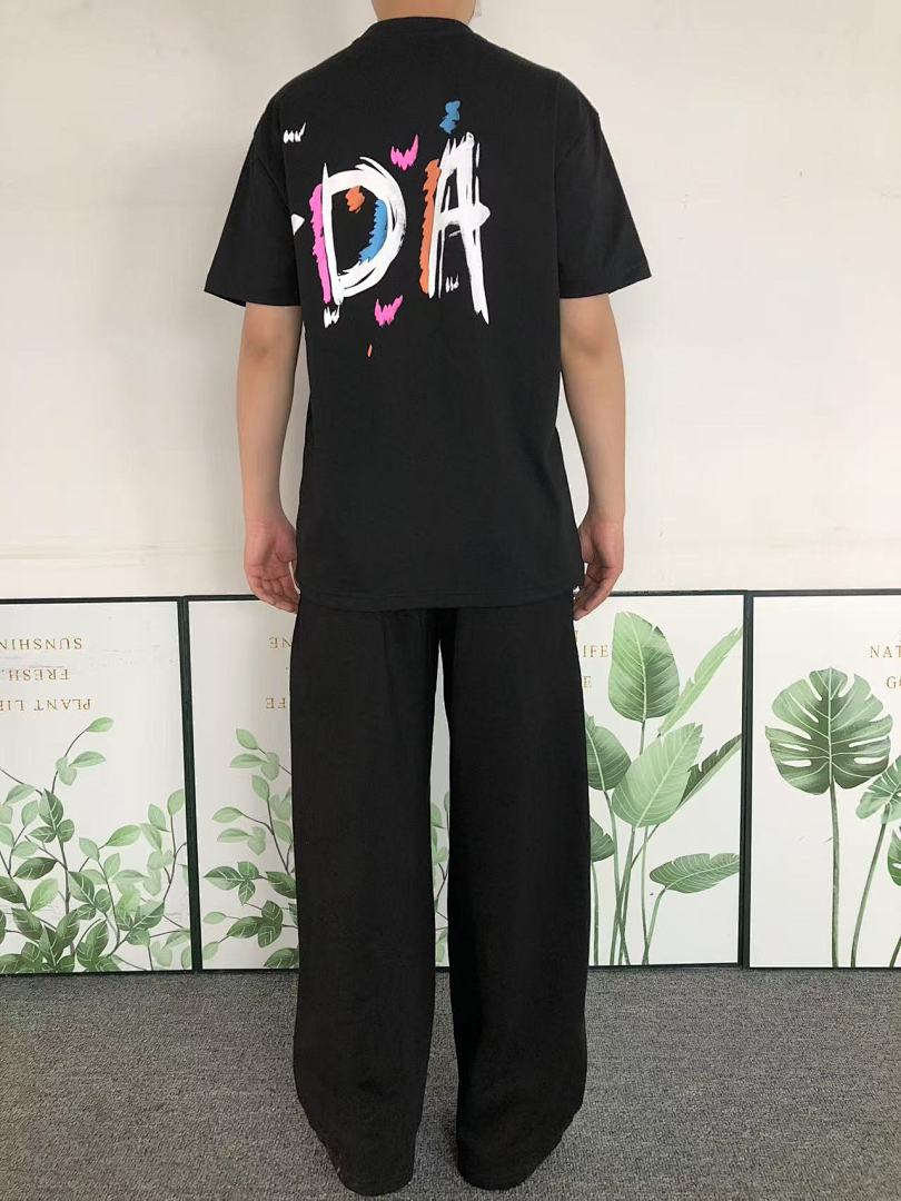 Prada 85 P⭐A⭐A T-SHIRT 1104172632 (Im 170Cm 60Kg I Wear Size M In The Phot) - Image 4