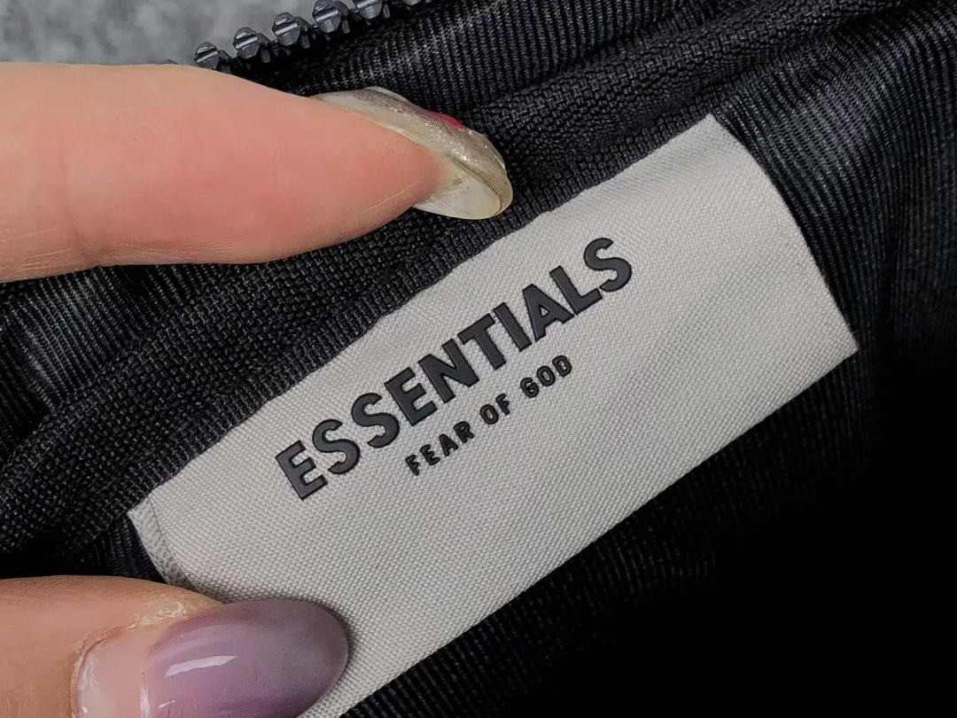 Fear of God 85 FOG BAG 111190966 (Long 23CM* Wide 5CM* High 16CM) - Image 25