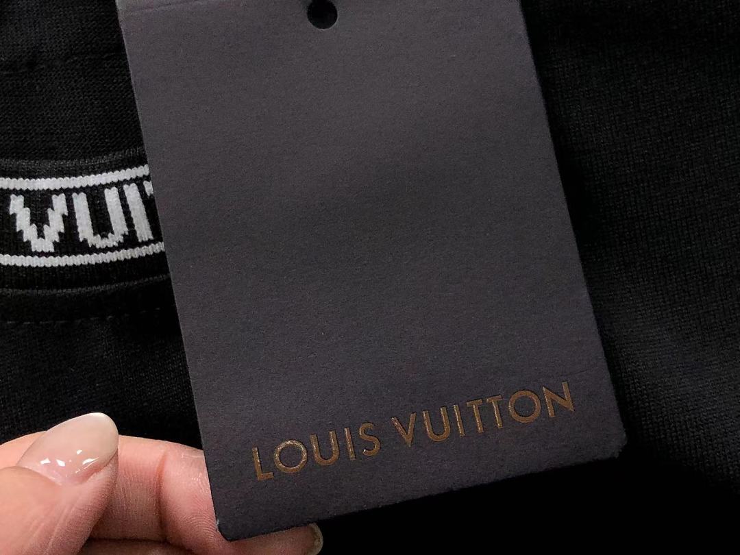 Louis Vuitton 108 L⭐ T-SHIRT 5252002147 (Im 170Cm 60Kg I Wear Size M In The Phot) - Image 20