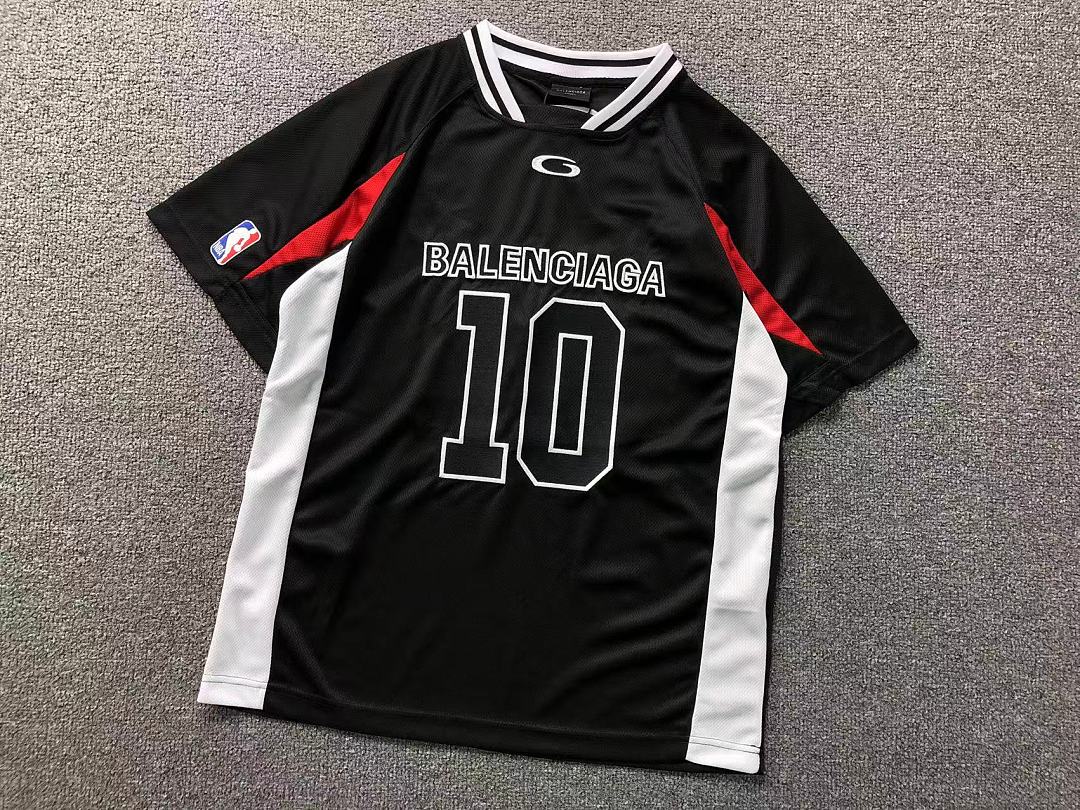 Balenciaga 228 B⭐L⭐⭐⭐IA⭐A T-SHIRT 22050525001 (Im 170Cm 60Kg I Wear Size M In The Phot) - Image 14
