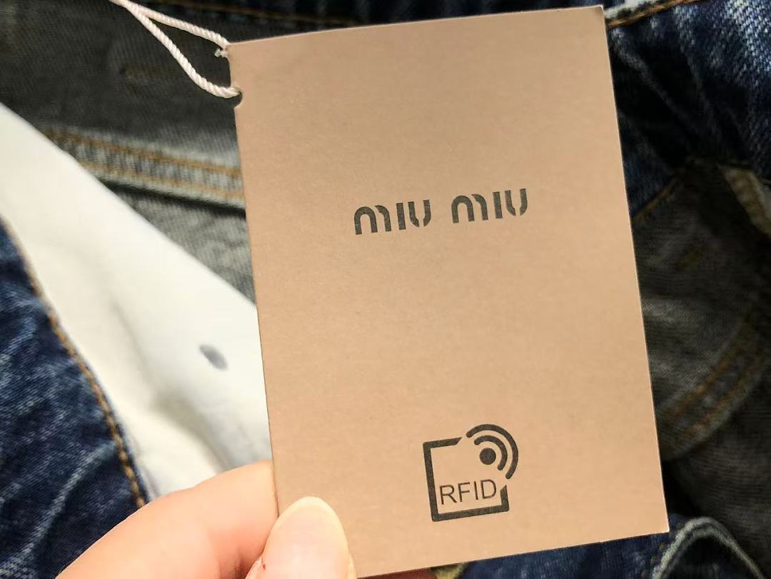 Miu Miu 225 M⭐U - Image 25