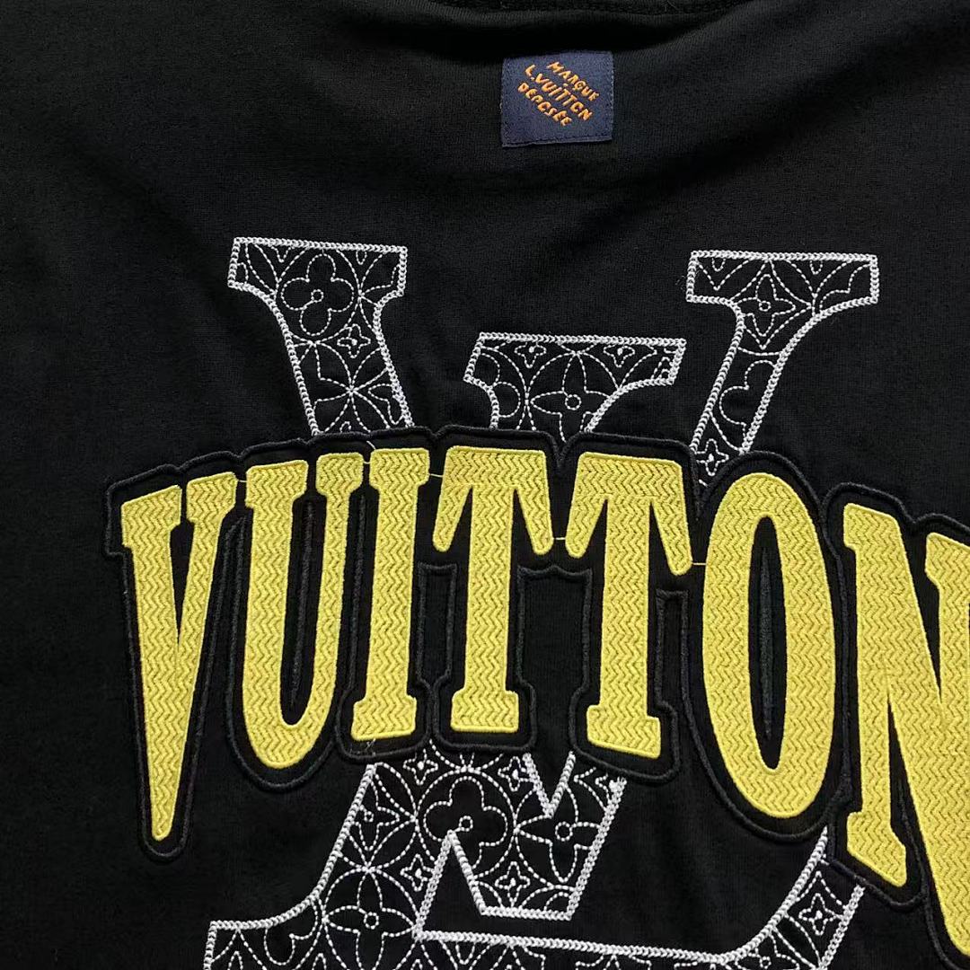 Louis Vuitton 118 L⭐ T-SHIRT 124706104 (Im 170Cm 60Kg I Wear Size S In The Phot) - Image 14
