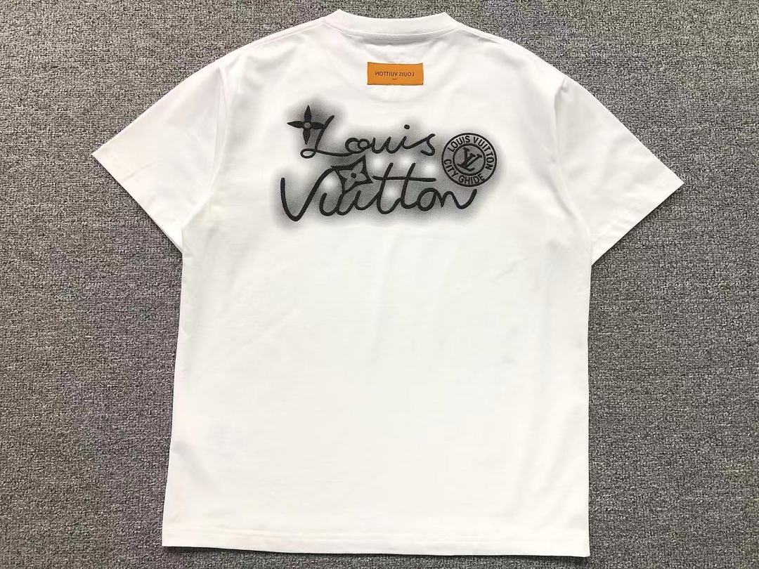 Louis Vuitton 118 L⭐ T-SHIRT 125413137 (Im 170Cm 60Kg I Wear Size L In The Phot) - Image 7