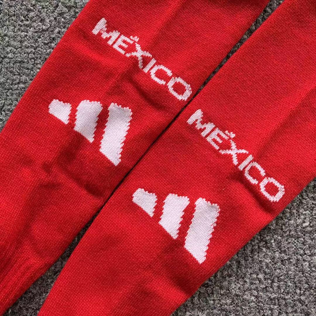 Chanel 39 FOOTBALL SOCKS - Image 4