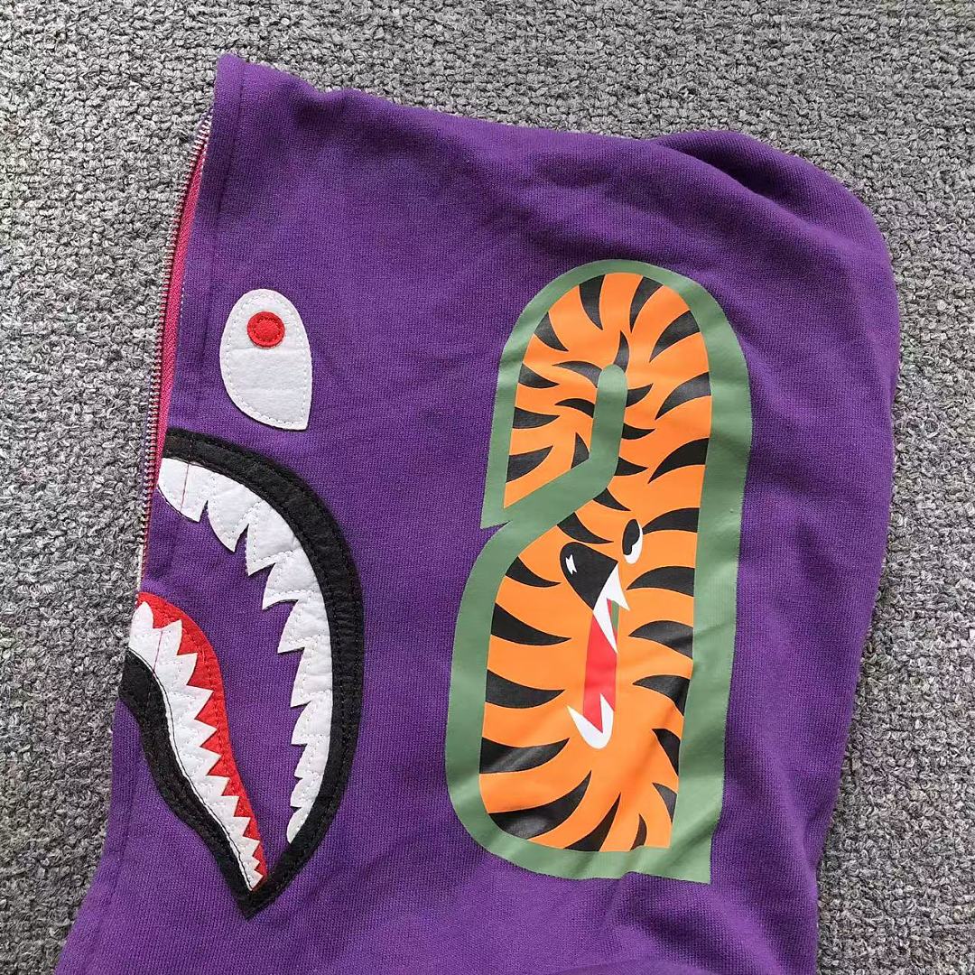 Bape 175 BAPE HOODIE 52070716158 (Im 170Cm 60Kg I Wear Size M In The Phot) - Image 30