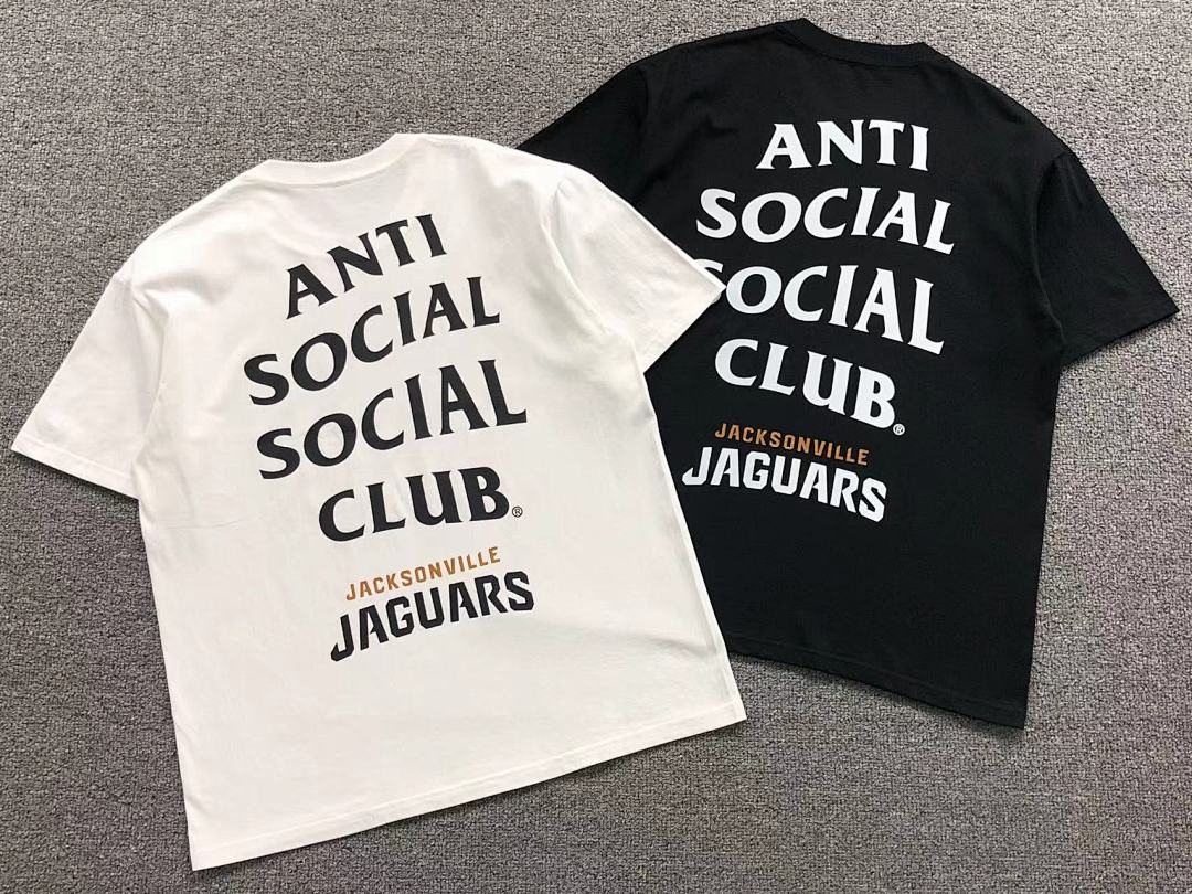 Christian Louboutin 85 ANTI SOCIAL CLUB T-SHIRT 123132602 (Im 170Cm 60Kg I Wear Size L In The Phot) - Image 5