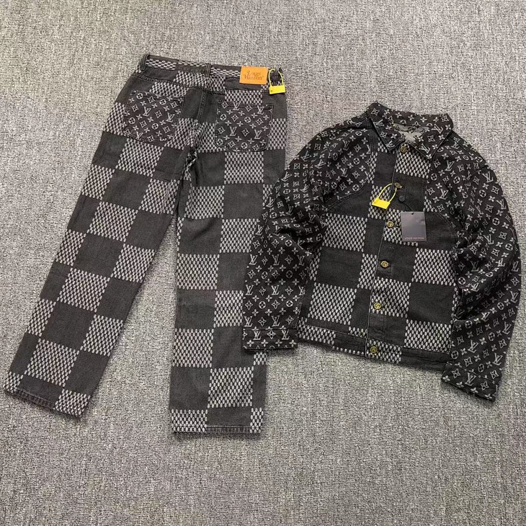 Louis Vuitton TROUSERS 188 L⭐