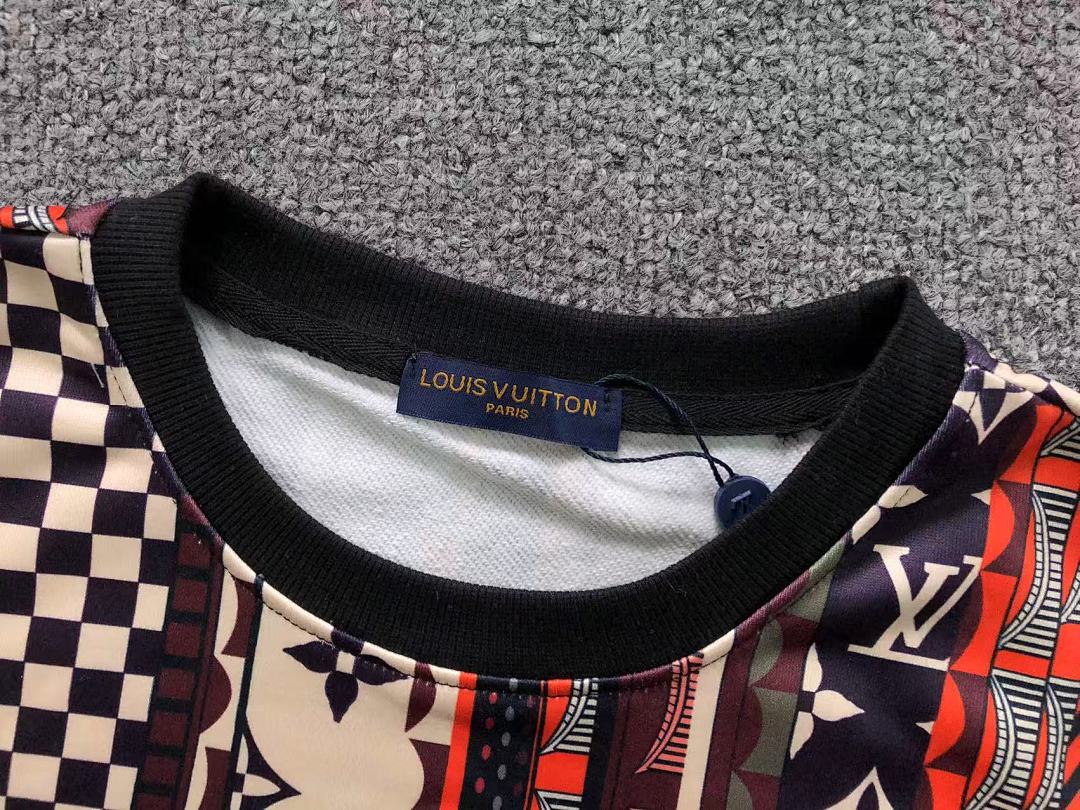 Louis Vuitton 95 L⭐ HOODIE 1111140932 (Im 170Cm 60Kg I Wear Size L In The Phot) - Image 12