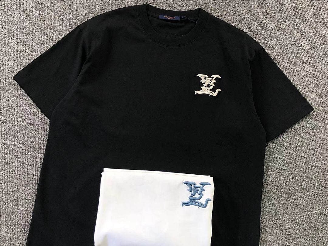 Louis Vuitton 118 L⭐ T-SHIRT 11122015137 (Im 170Cm 55Kg I Wear Size M In The Phot) - Image 17
